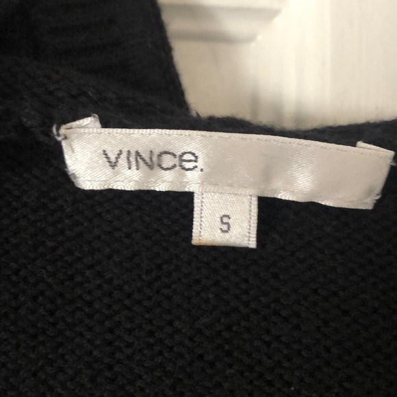 VINCE Cashmere short sleeve hooded sweater - Picture 3 of 7